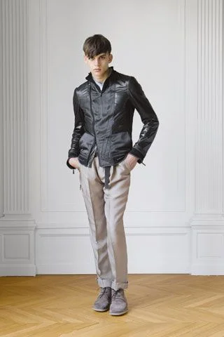 Look 16